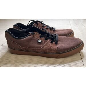 DC Skateboard Shoes Tonik Brown W/ Gum Soles, Leather Upper, Rubber Outsoles, 11